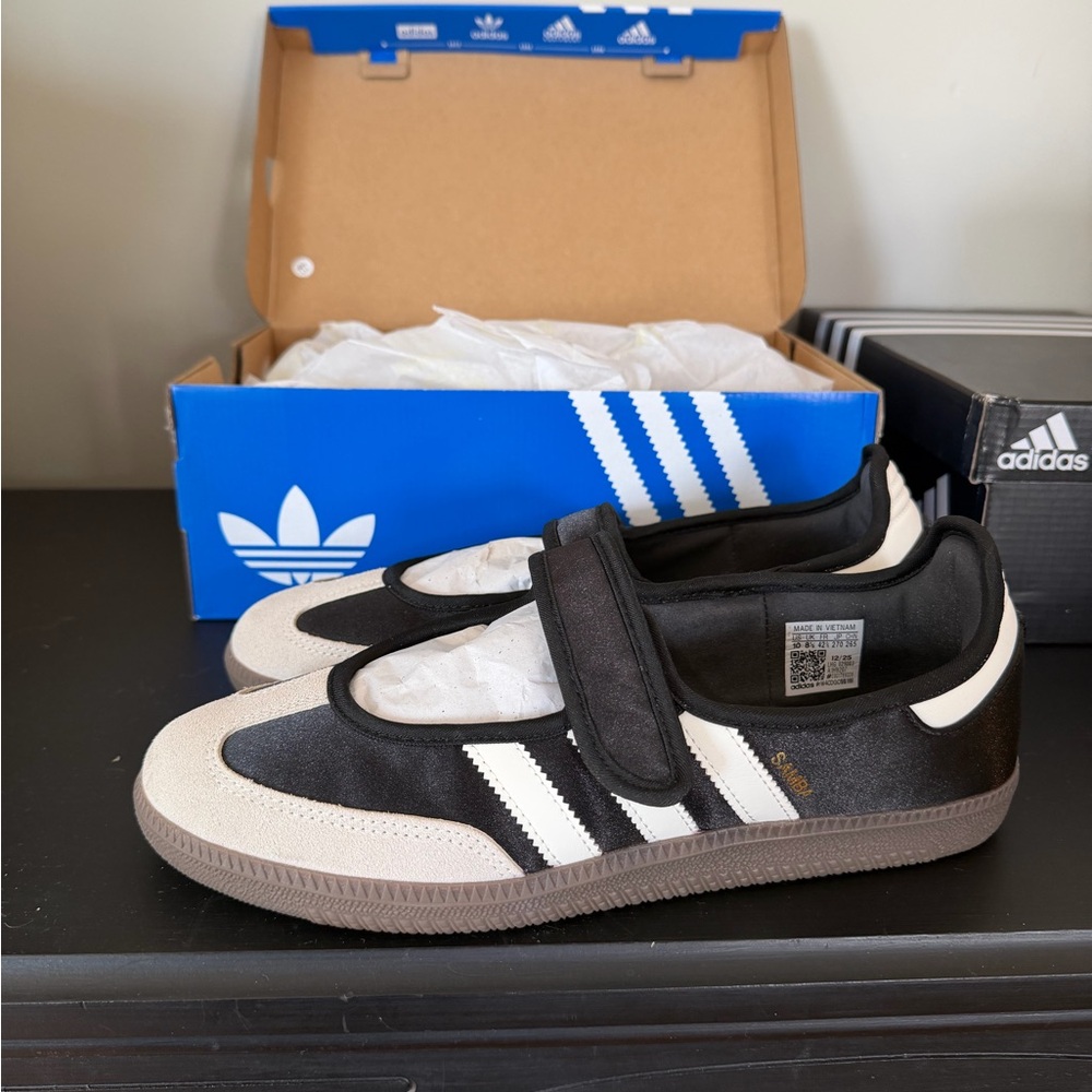 Adidas Mary Jane Samba W10